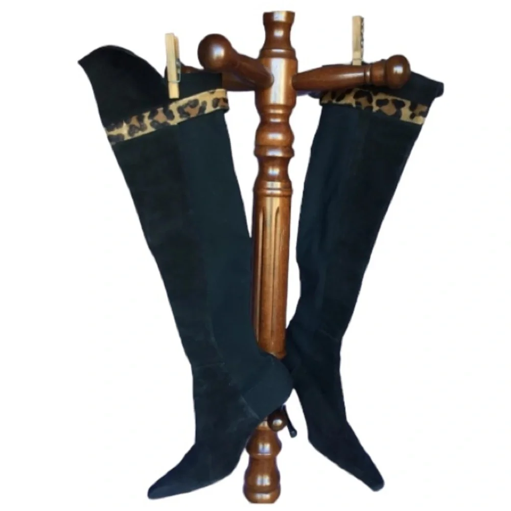 Stuart Weitzman  Size 10 black suede  boots over the knee with stretch